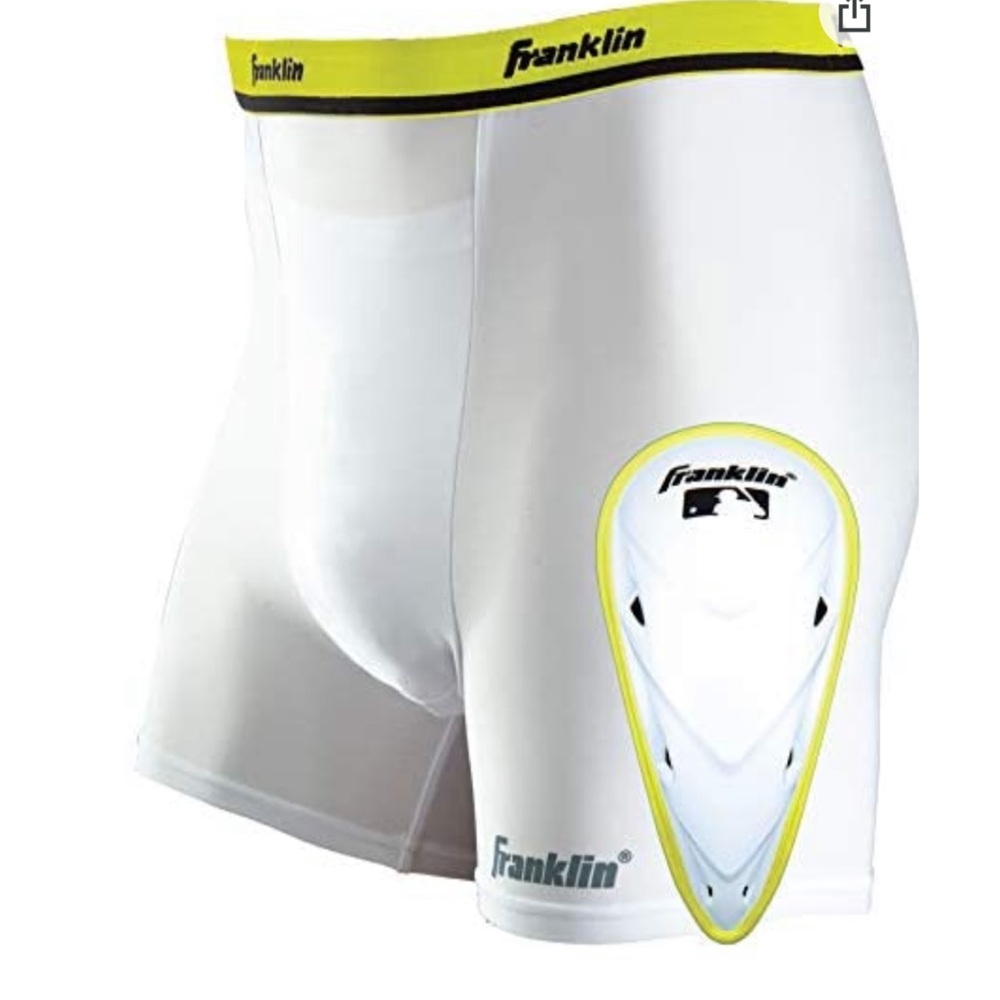 Franklin sport youth Compression short with cup